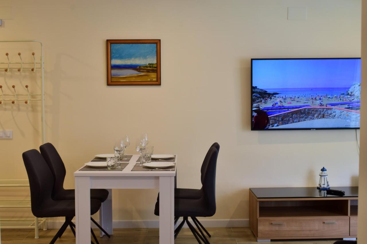 Apartment In Salou Next To The Beach For Families,Wifi Bagian luar foto