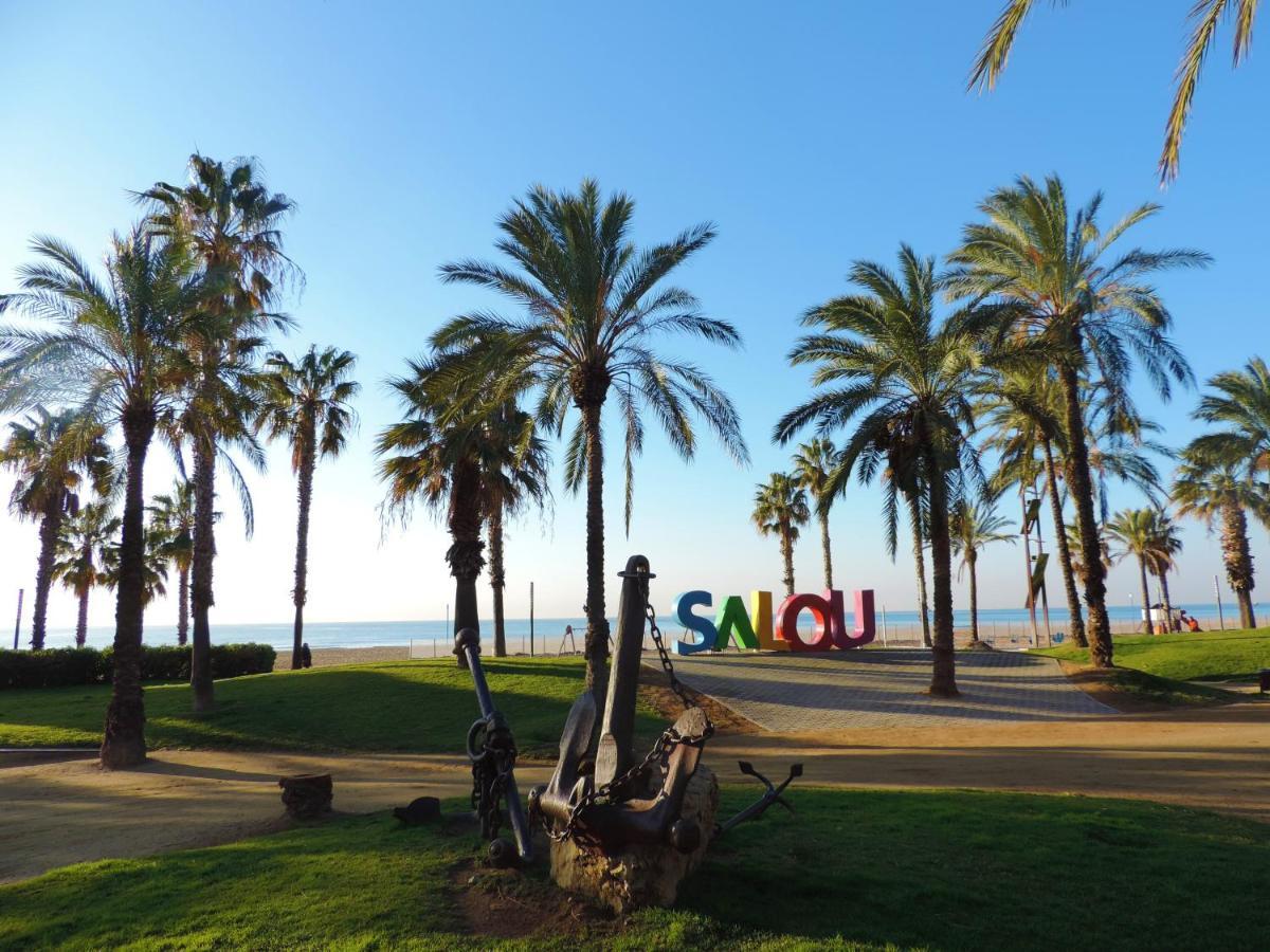 Apartment In Salou Next To The Beach For Families,Wifi Bagian luar foto